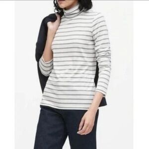 Banana Republic Turtleneck Striped Long Sleeve Top XS